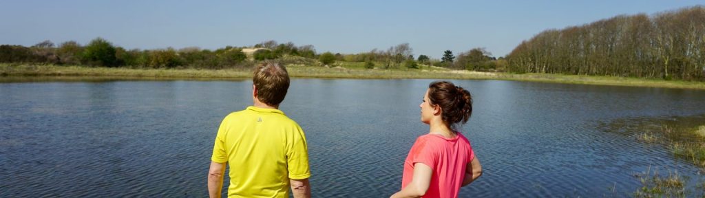 burn-outcoach en klanten kijken uit over meer