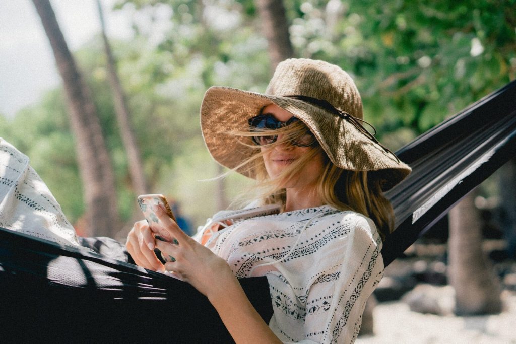 vrouw zonder vakantiestress